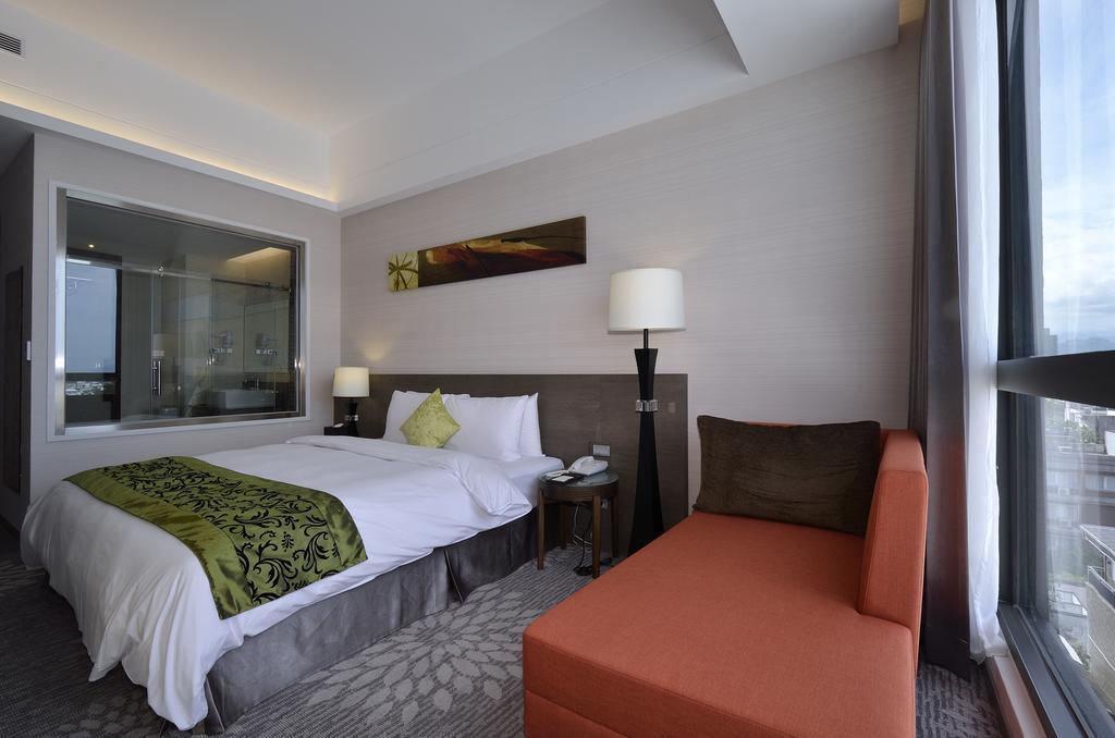 Hoya Hotel T'ai-tung Rum bild